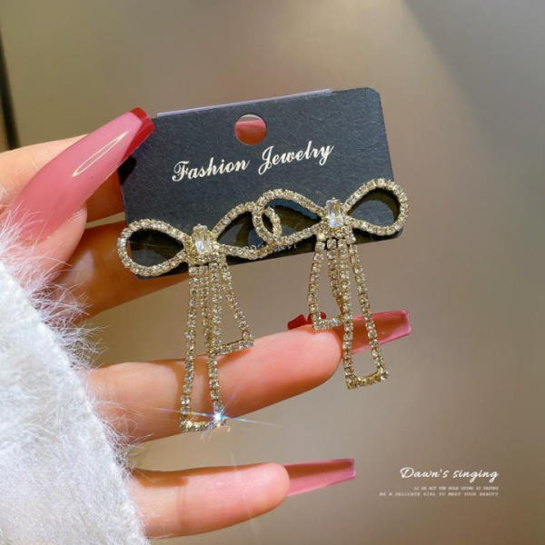 PQT-985 Bow Shape Zircon Korean Earrings – Elegant Golden Color Women’s Jewelry